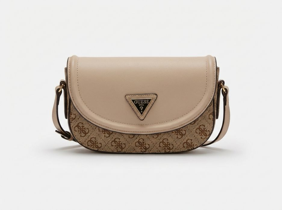 GUESS  дамска чанта с презрамки  ʼʼCordeliaʼʼ в (светлокафяво)