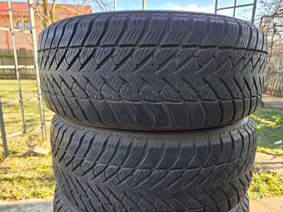 Cauciucuri Iarna Goodyear Ultragrip+ 4x4