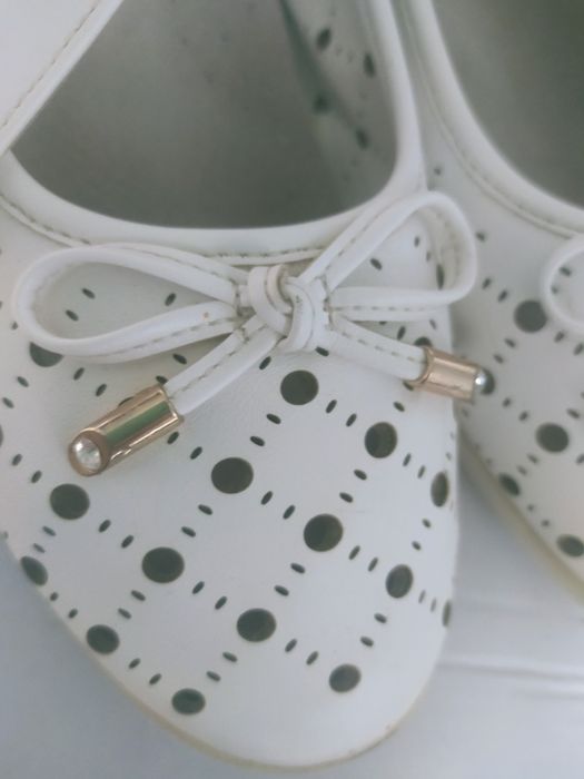 Обувь для девочки