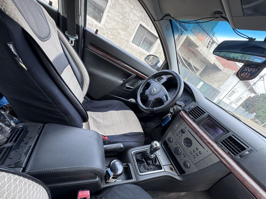 Vand opel 1000 euro negociabil vectra c 2004