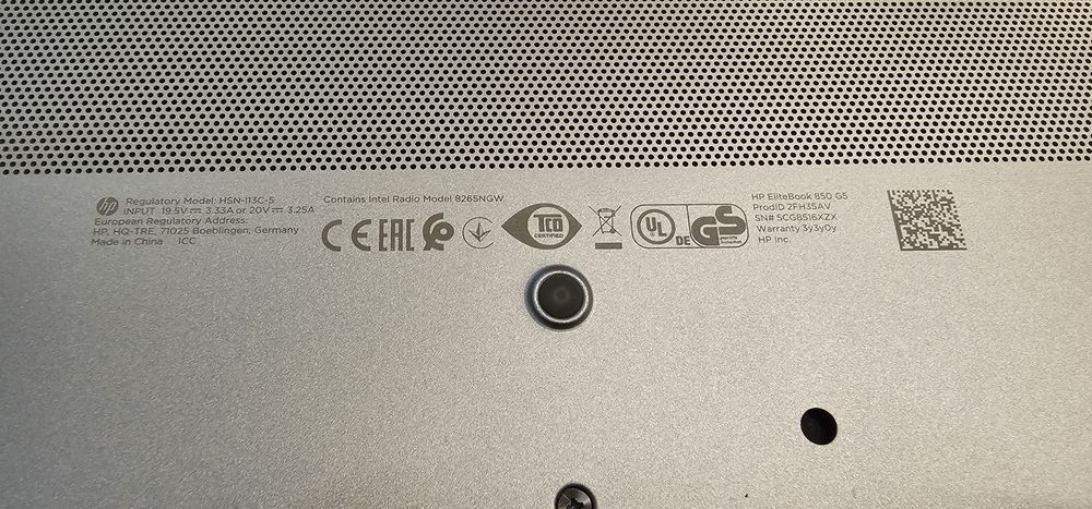 HP EliteBook 850 G5 – Specificații: i7 8650U, 16GB RAM, SSD 256GB,
