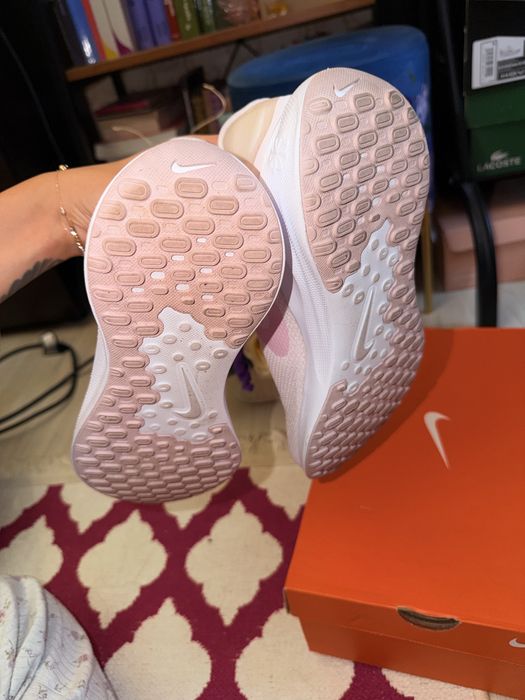 Маратонки Nike Revolution 7