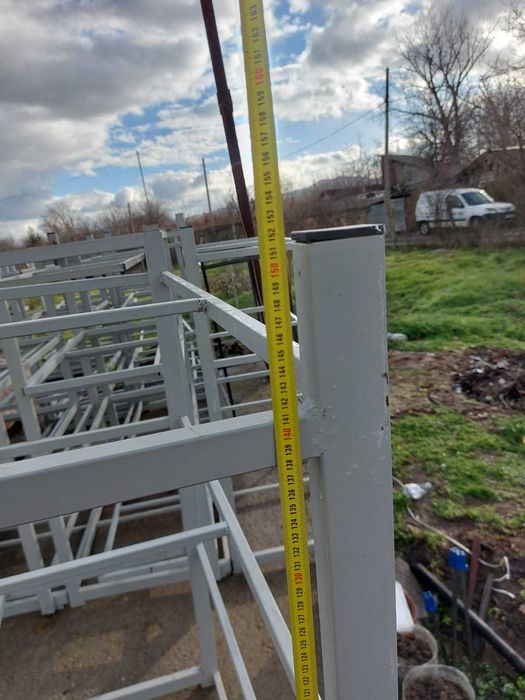 Метални стойки – налични 12+ бр. | Цена при количество