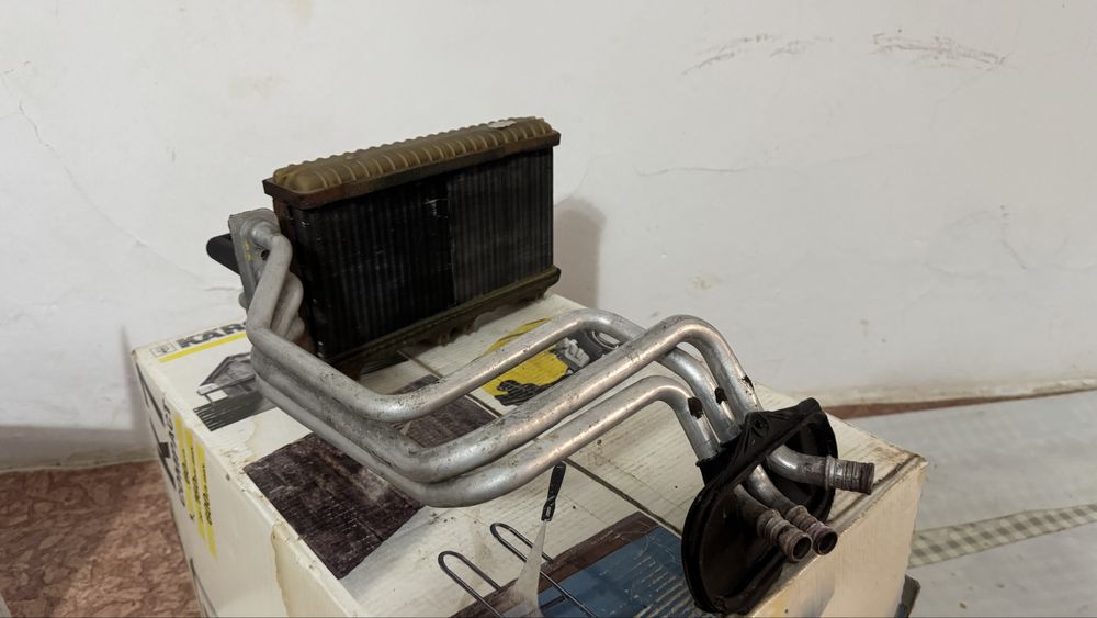 ПРОДАЕТСЯ печка на БМВ Е38