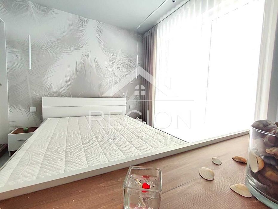 Дава се под наем Двустаен апартамент в к.к. Св.Св. Константин и Елена - 68 кв.м за 850 € - Снимка #21