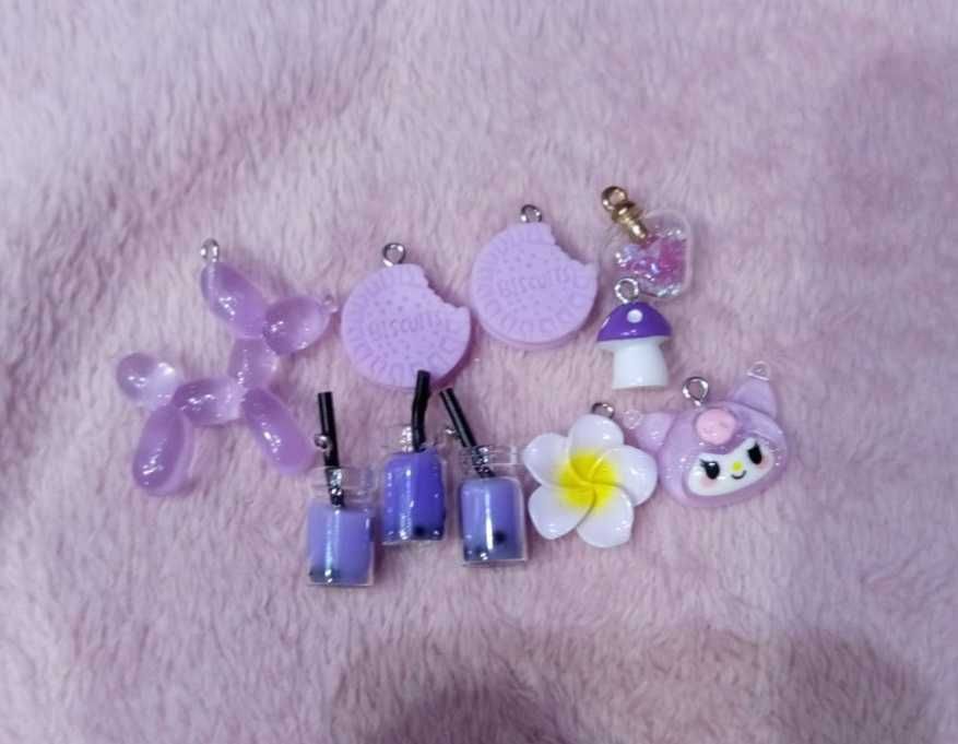 Мъниста и висулки.