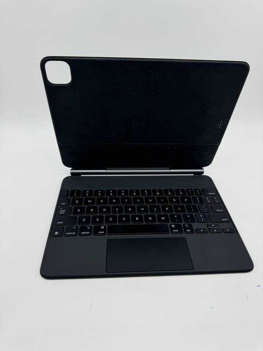 Apple Magic Keyboard for 11" iPad Pro (2nd generation)