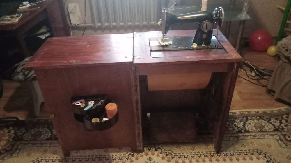 Швейная машинка.