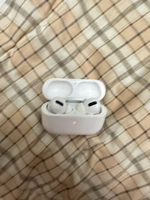 Продам Air Pods pro one оригинал