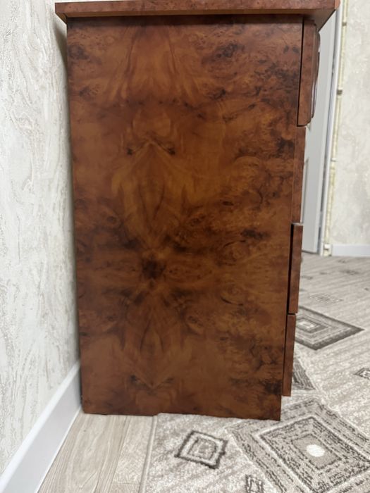 Продам прихожую и комод