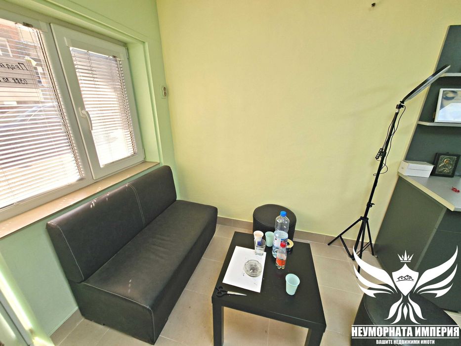 Дава се под наем Магазин в Асеновград - 21 кв.м за 205 € - Снимка #5