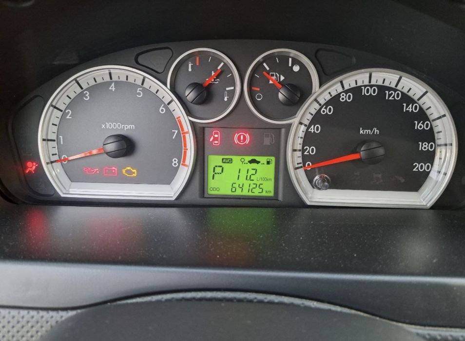 Продаёт нексия 3 автомат