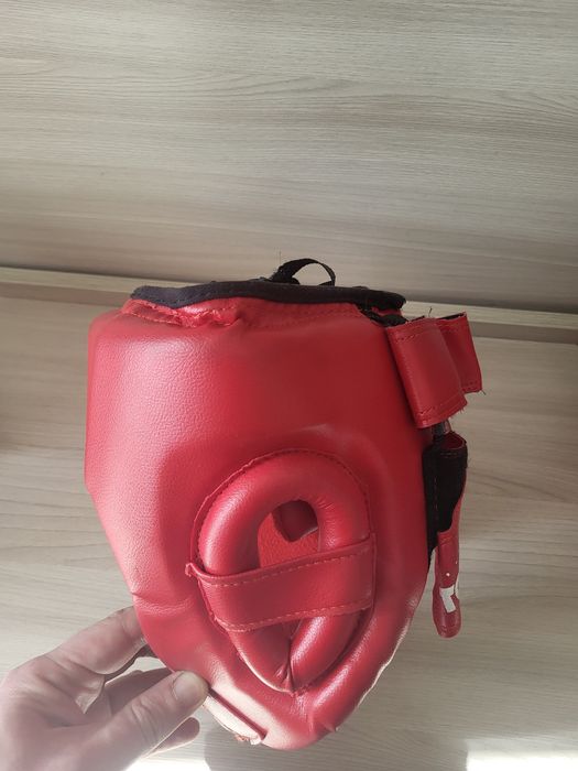 Продам шлемы для каратэ или бокса