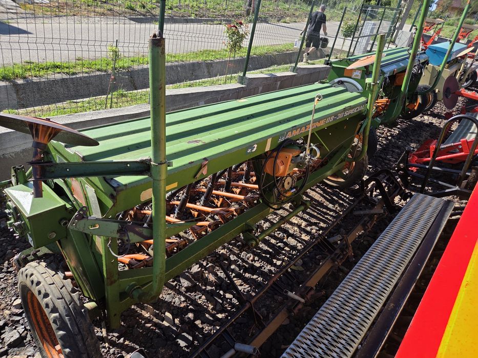 Semanatoare Paioase Amazone D8-30 Special
