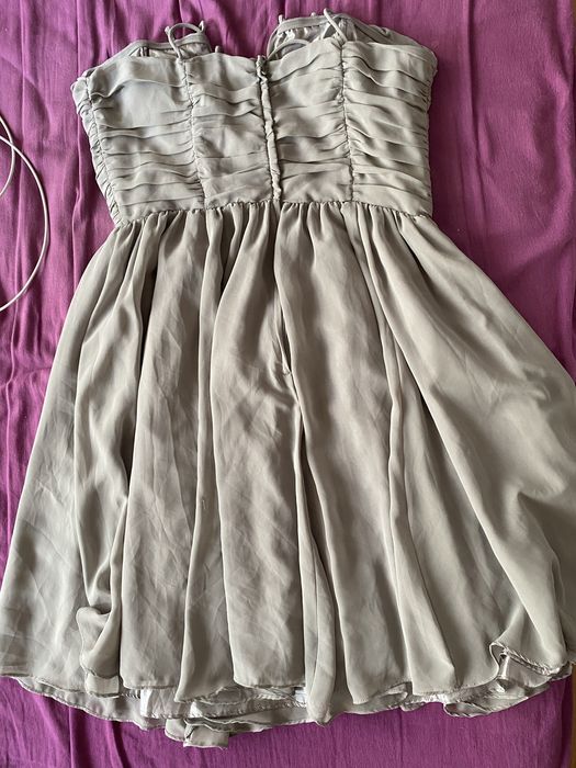 Къса официална рокля