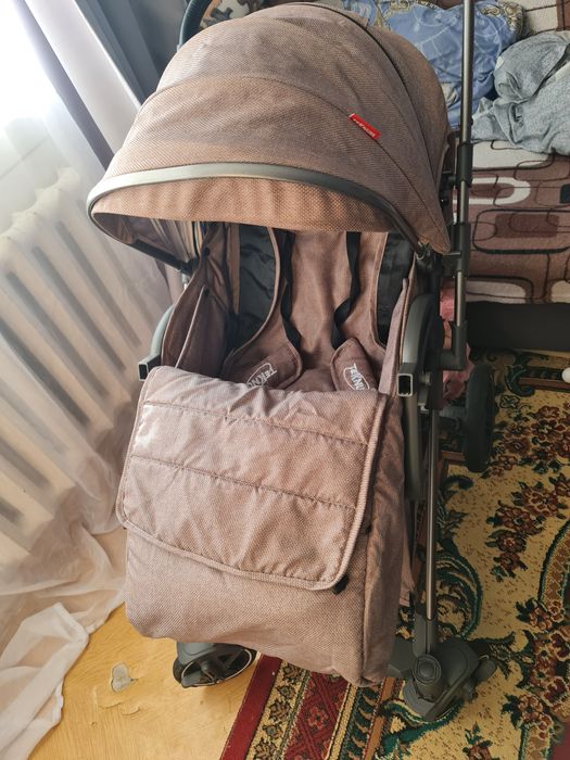 Продам коляску за 17000