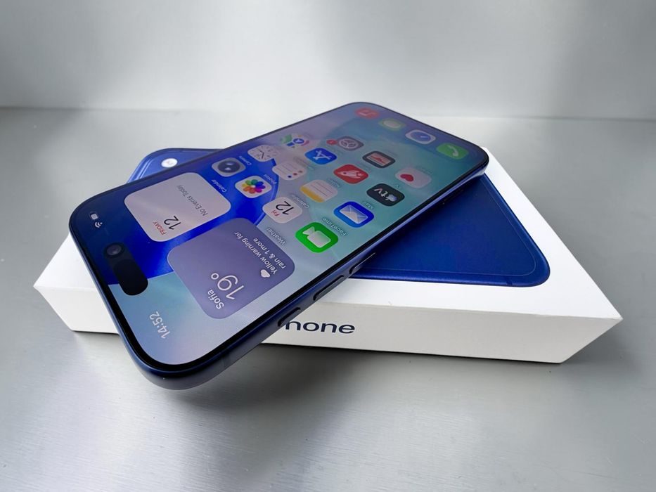 Apple iPhone 17 Pro 256GB Blue Отличен! Гаранция!