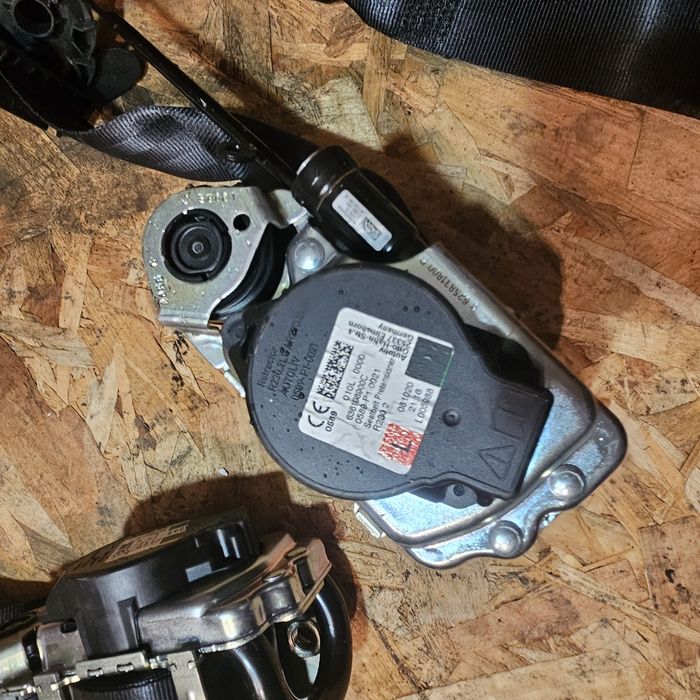 Колани предни за пасат б8 8.5 ел.прибиране