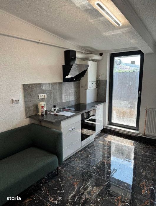 Apartament de 3 camere, 60 mp, 25 mp terasa, Zona Vivo