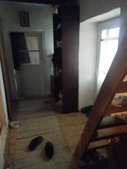 casa 2 camere,din piatra,vedere la padure ,dumbraveni constanta.