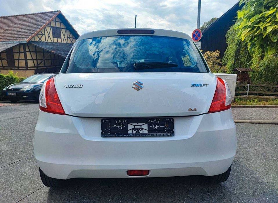 Suzuki Swift НА ЧАСТИ