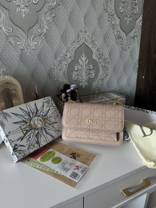 Сумка Dior -10.000 тг