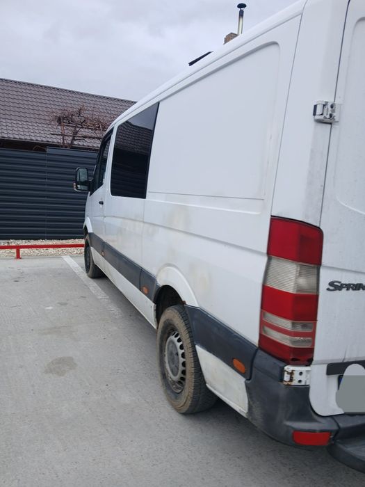Vând sau schimb mercedes sprinter 313