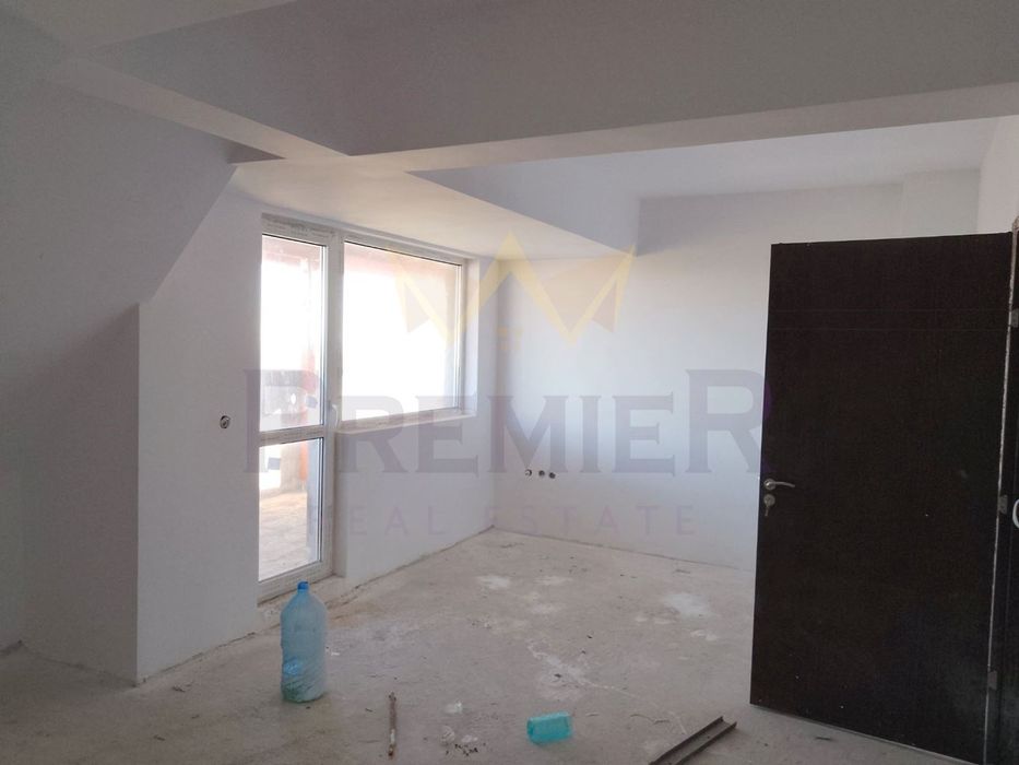 Продава се Двустаен апартамент в Каварна - 70 кв.м за 729 €/кв.м - Снимка #2