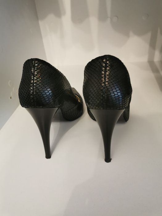 Pantofi stiletto din piele , marimea 37