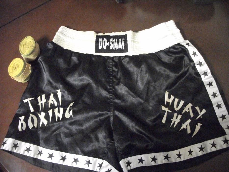 Шорты и бинты (боксерские)