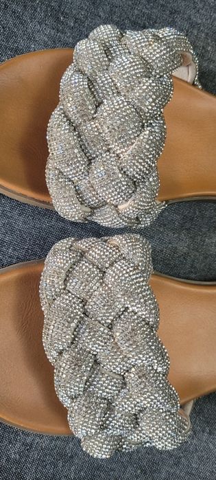 Papuci STEVE MADDEN originali.