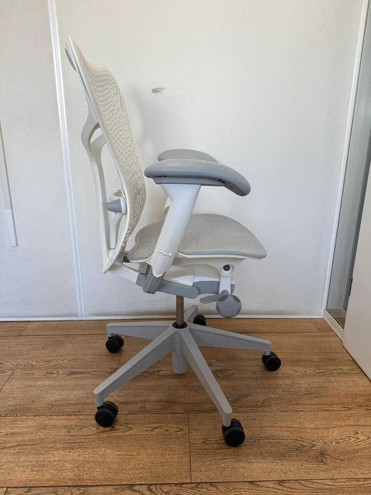 Refurbished Herman Miller Mirra 2 Alpine