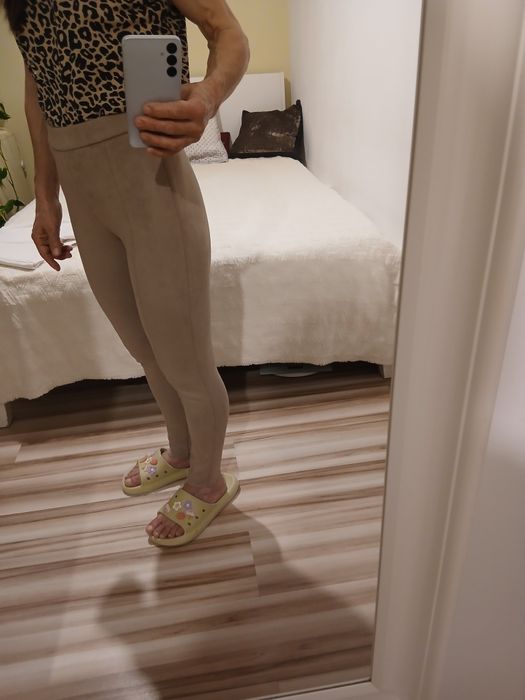 Pantaloni zara noi fără eticheta