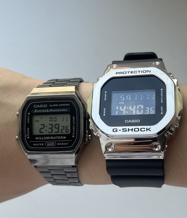 Часы Casio GM-5600-1ER