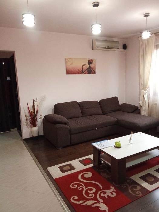 Apartament de închiriat
