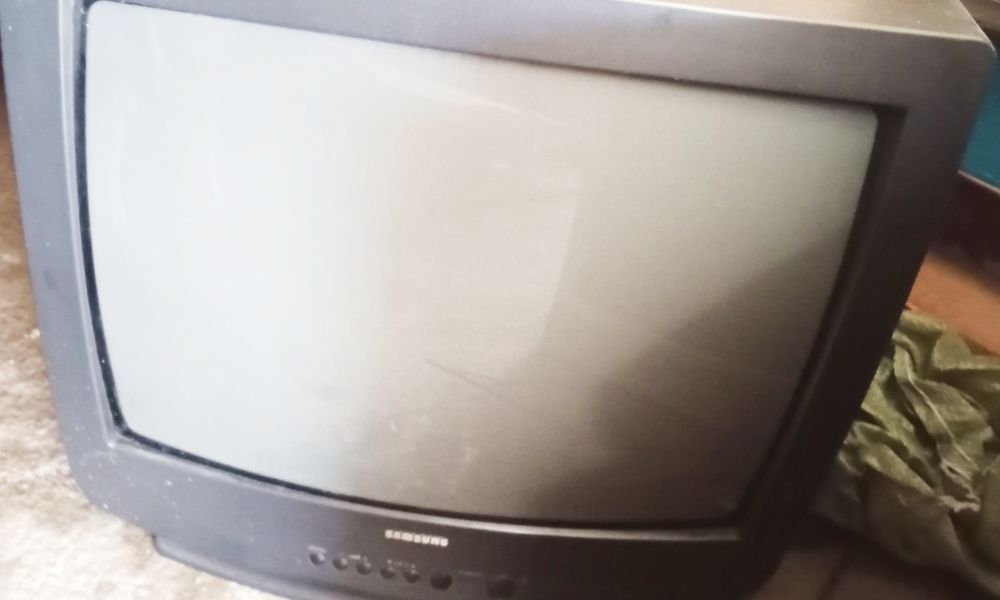 Продается б/у телевизоры