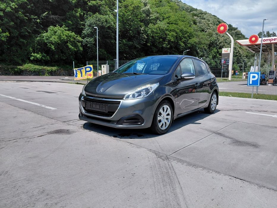 PEUGEOT 208 2016