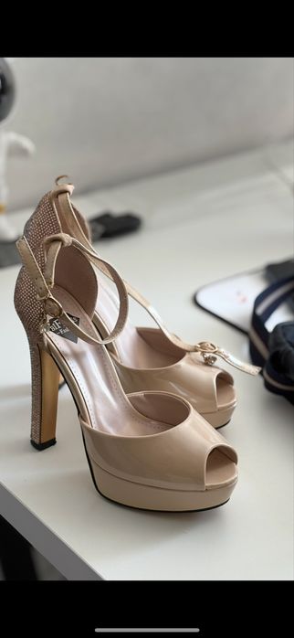 Продам туфли в идеальном состоянии