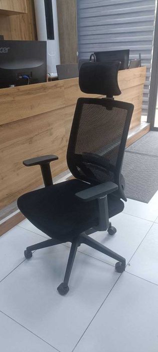 Кресло для офиса и дома - STRONG