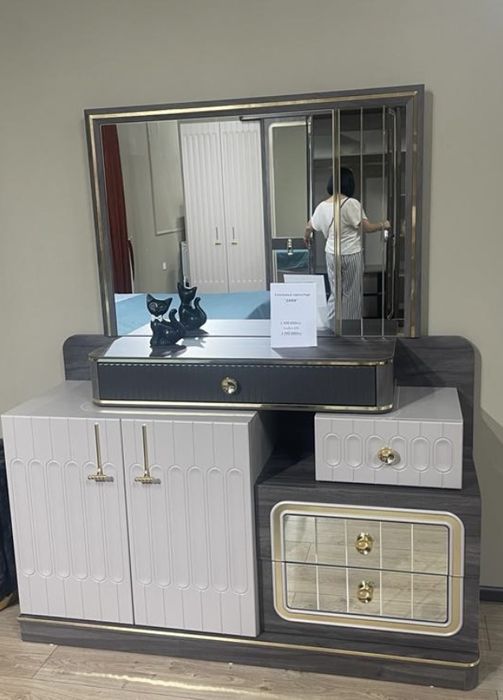 Продажа мебели спальный гарнитур