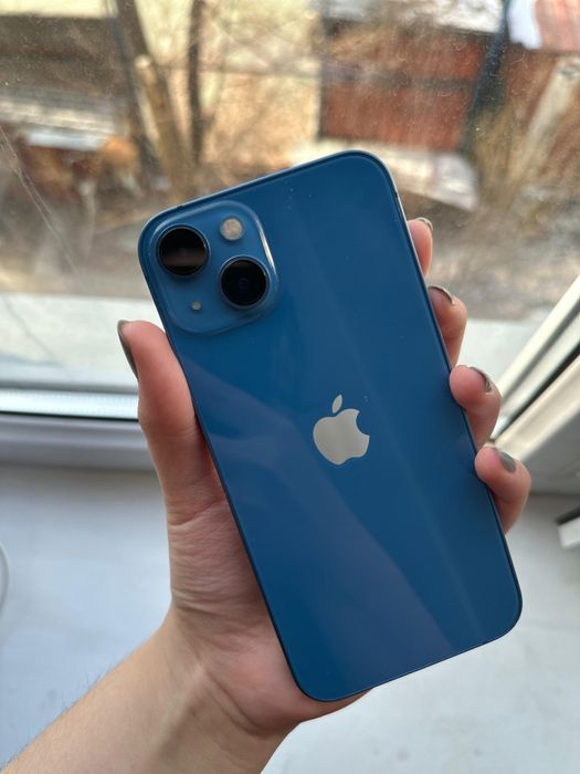 Срочно продам айфон 13 (  128   Gb)