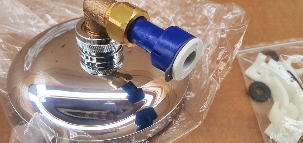 Cap de dus pentru cabine de dus autorulote ,rulote, etc cu mufa rapida