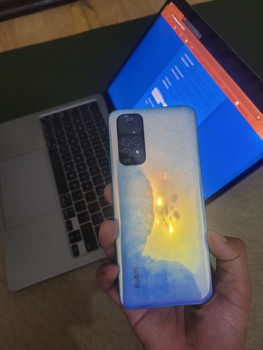 Redmi not 11 sotiladi zudlik bn aloqaga chiqing .