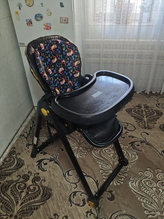 Детский столик для кормления