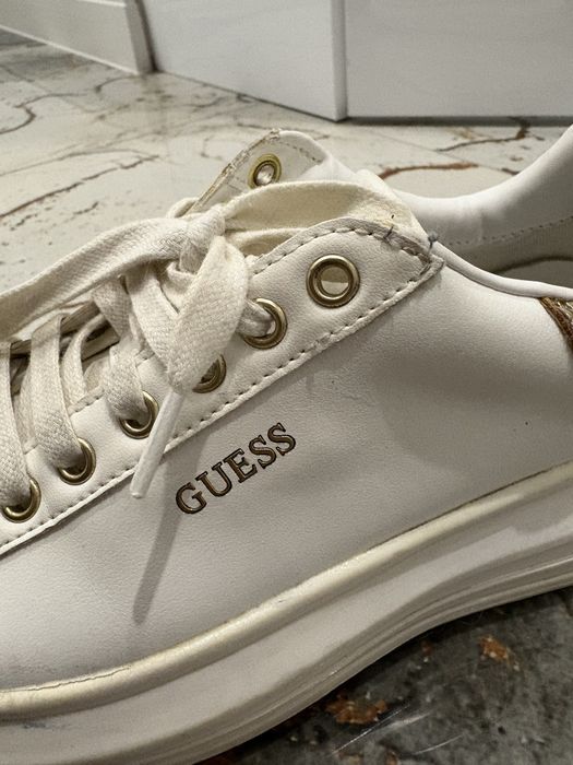 Дамски маратонки Guess