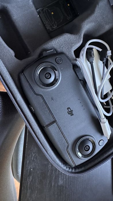 Vand/Schimb Drona DJI mini 1 - impecabila!