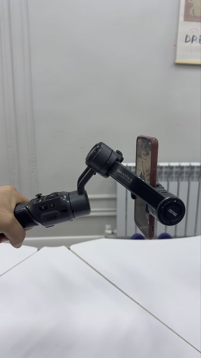Stablizator Zhiyun smooth 5 mobilografiya uchun