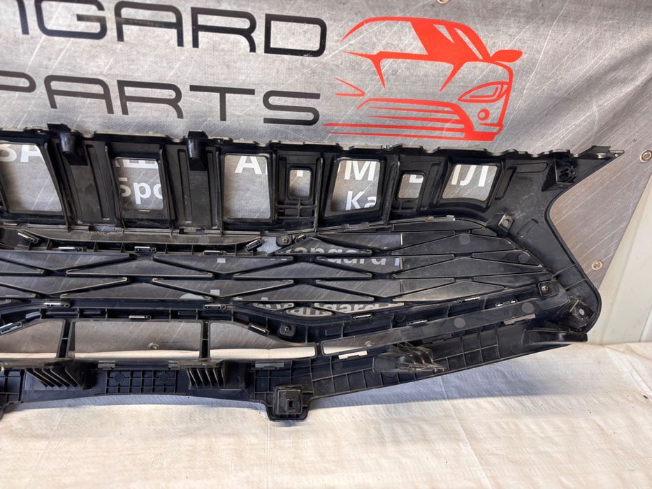 Решетка предна KIA Ceed 3 (CD) • 2018–2021