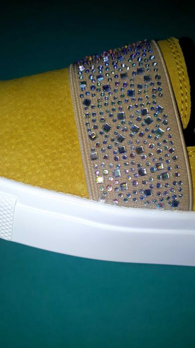 Удобни дамски мокасини от естествен велур