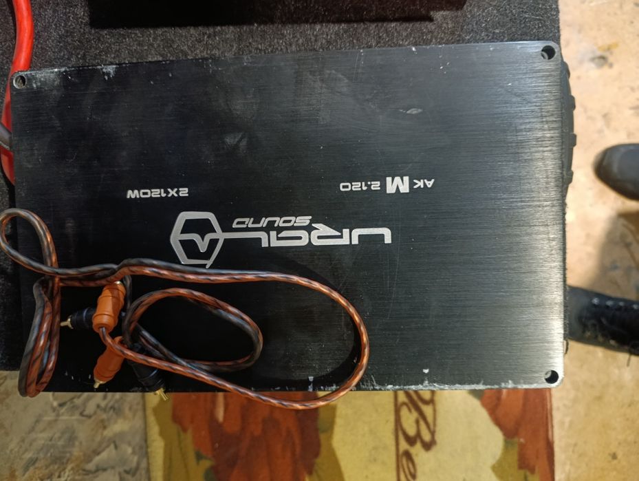 Продам сабвуфер в машину